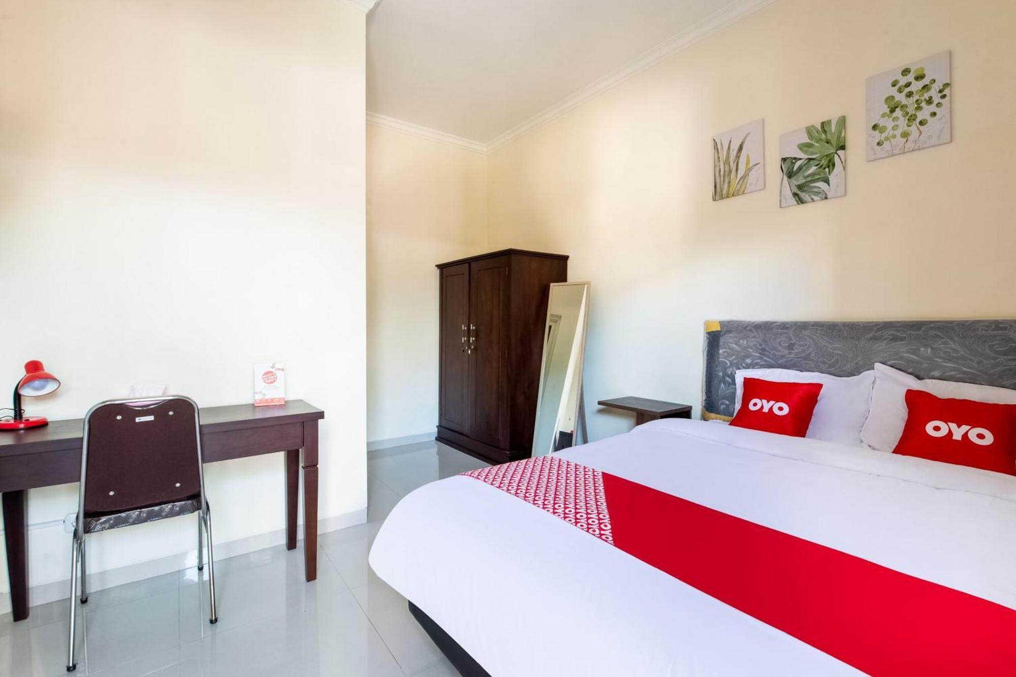 Oyo Life 3398 Griya Rm 19 Syariah Hotel Surabaya Eksteriør billede